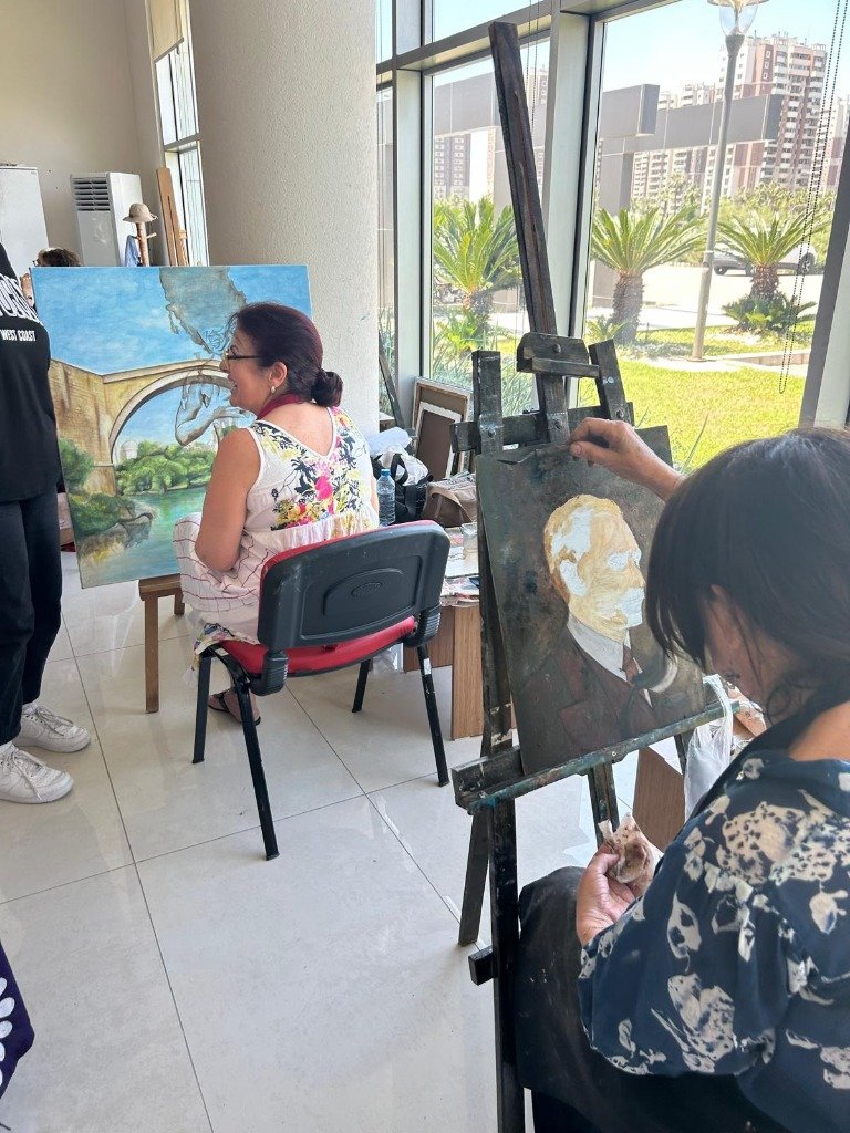 Students at Alzheimer Center