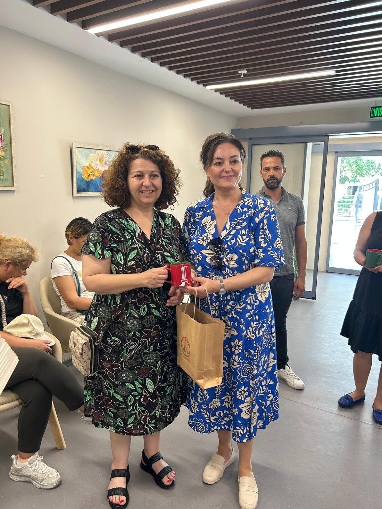 Group Photo with Deputy Mayor